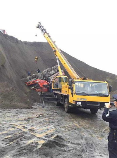 东洲区上犹道路救援